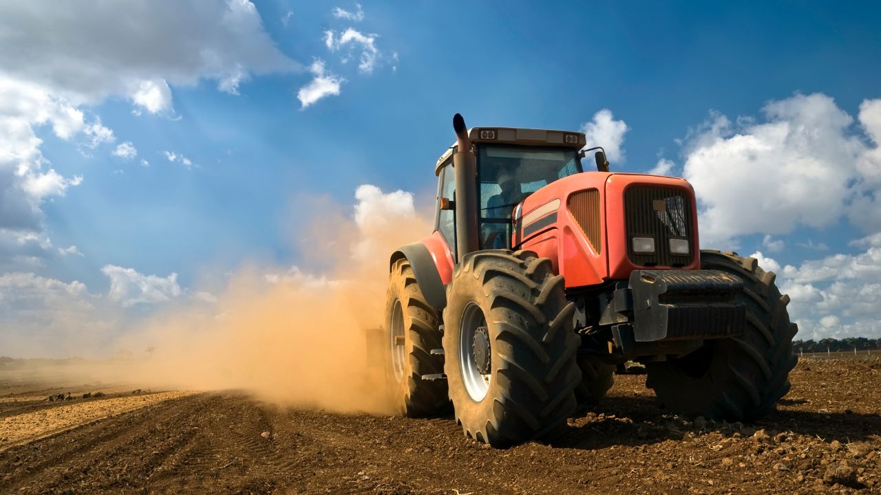 India Tractor Sales Rise 34 Percent February 2026 Strong Rural Demand Agriculture Mechanization Growth