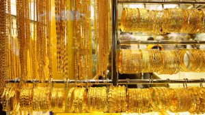 Gold Rate: सोना फिर लुढ़का, चांदी भी फिसली! 23 अप्रैल को कीमतों में बड़ी गिरावट, जानें अपने शहर का रेट