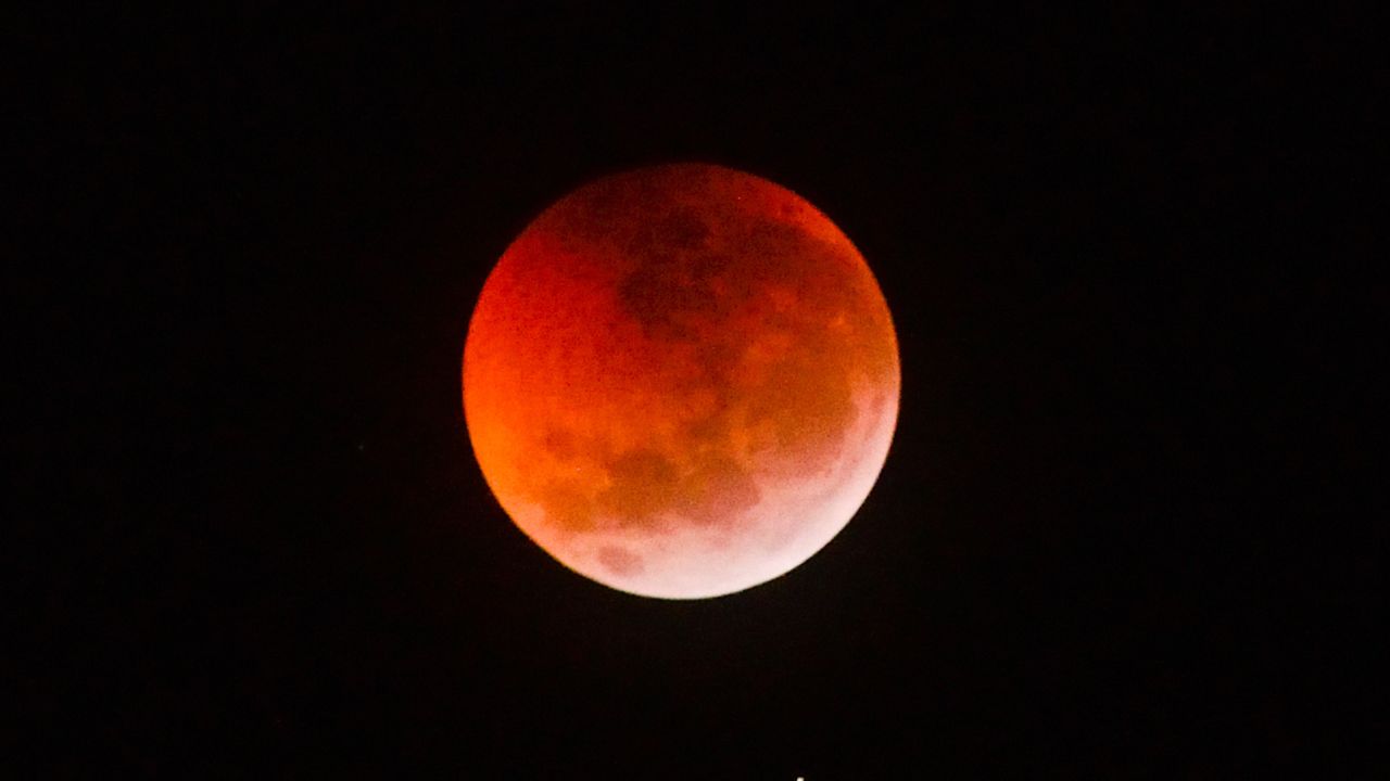 Lunar Eclipse 2026 India Chandra Grahan Blood Moon Rituals Sutak Tips