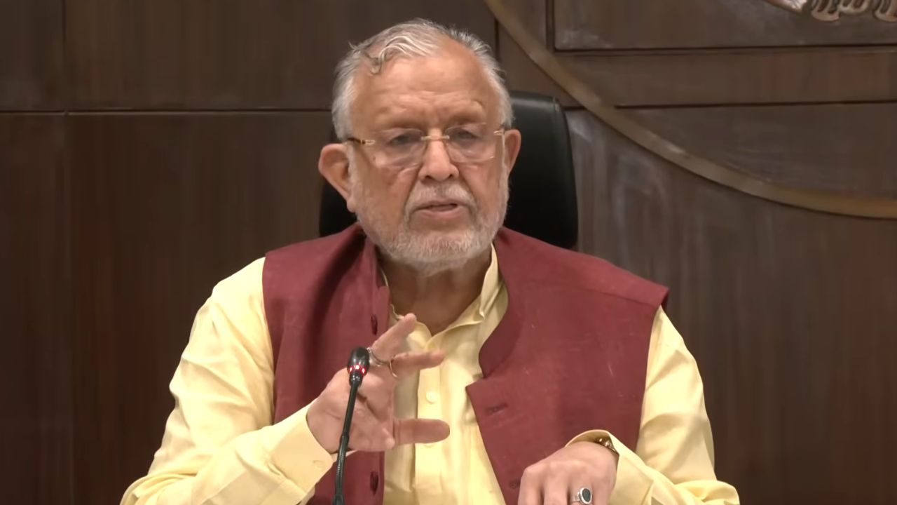 UP Cabinet Meeting: भारत-पाकिस्तान बंटवारे के 70 साल बाद CM योगी का बड़ा ऐलान, हजारों परिवारों को जमीन का हक और खेती मजबूत