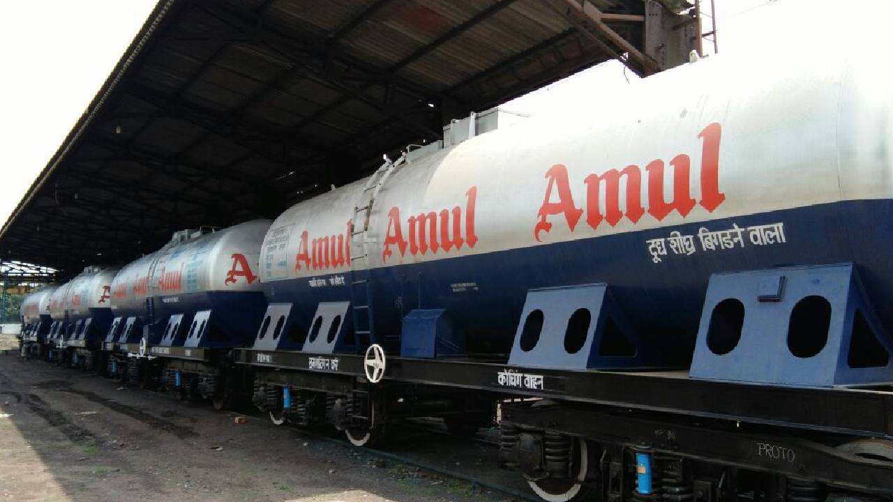 Indian Railways Amul Milk Freight Train Jammu Kashmir First Delivery 1000 Tonnes Dairy Products Gujarat