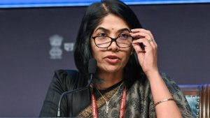 महंगाई पर सरकार की सख्ती: गेहूं-चावल का भरपूर स्टॉक, जमाखोरी- कालाबाजारी पर कड़ा एक्शन