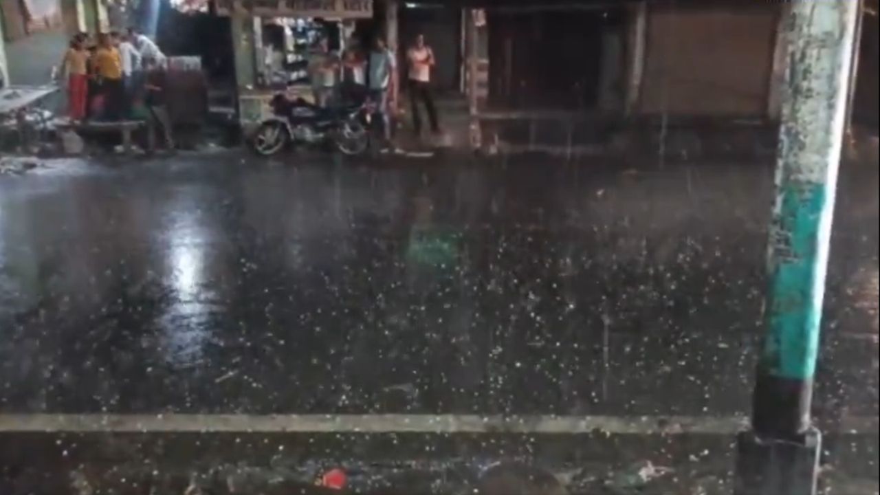 Earthquake Tremors Felt Across North India From Delhi To Jammu And Severe Rain And Strong Winds In Noida Up