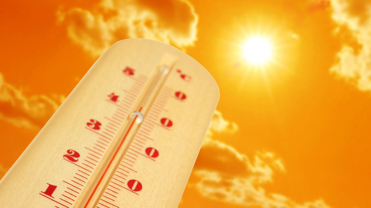 Heatwave Alert For Farmers Important Tips To Stay Safe From Extreme Heatstroke Se Kaise Bache