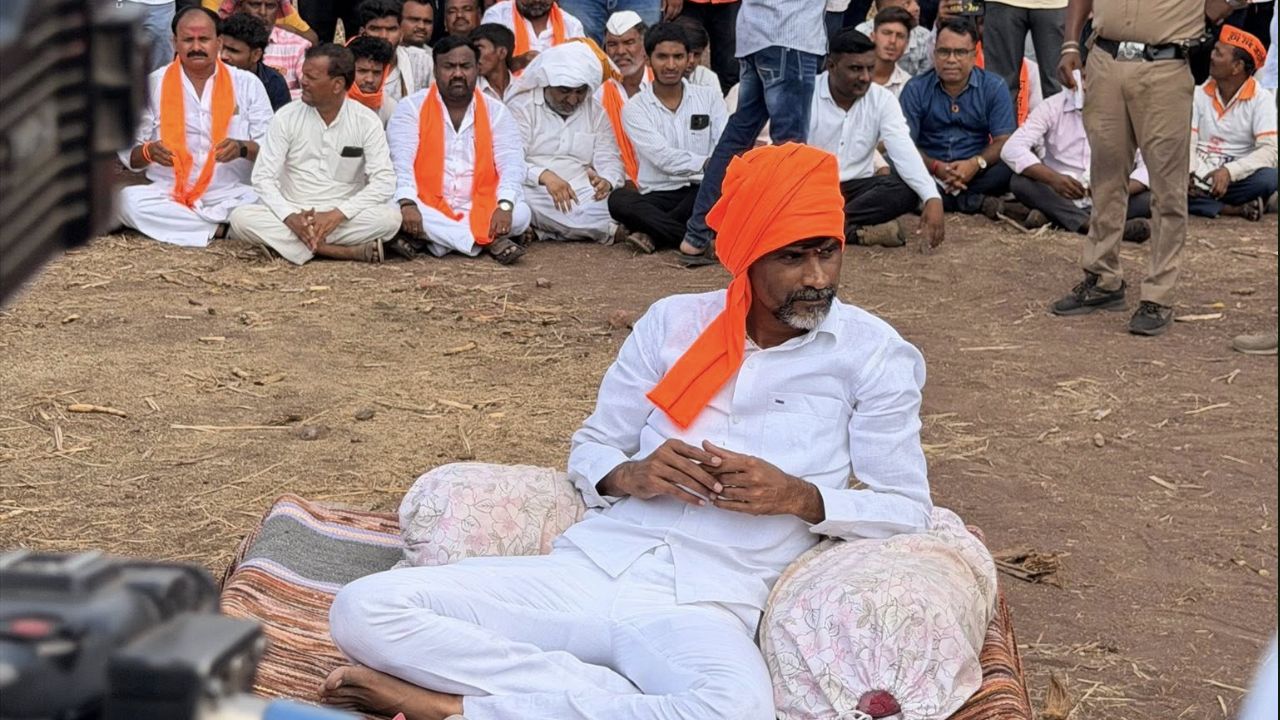 Manoj Jarange Patil Indefinite Hunger Strike For Maratha Reservation In Jalana Sarati Village