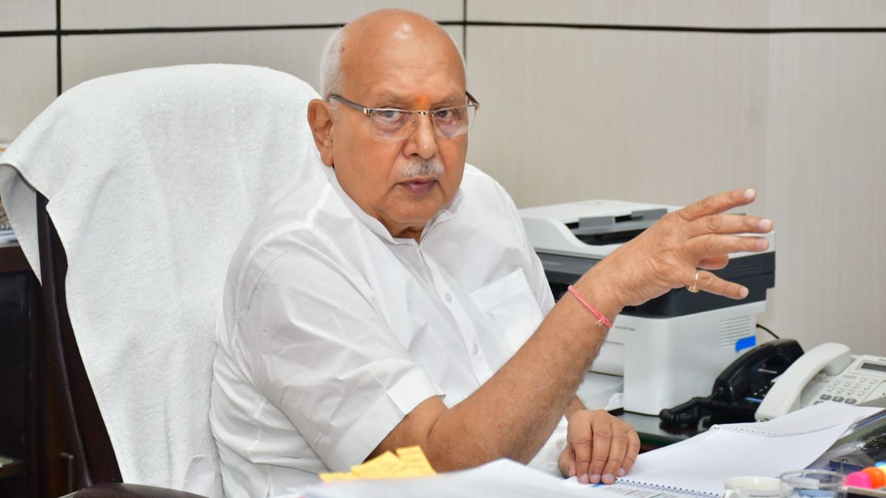 Up Agriculture Committee Meeting Plans Strong Measures To Protect Crops From Stray Aniamls