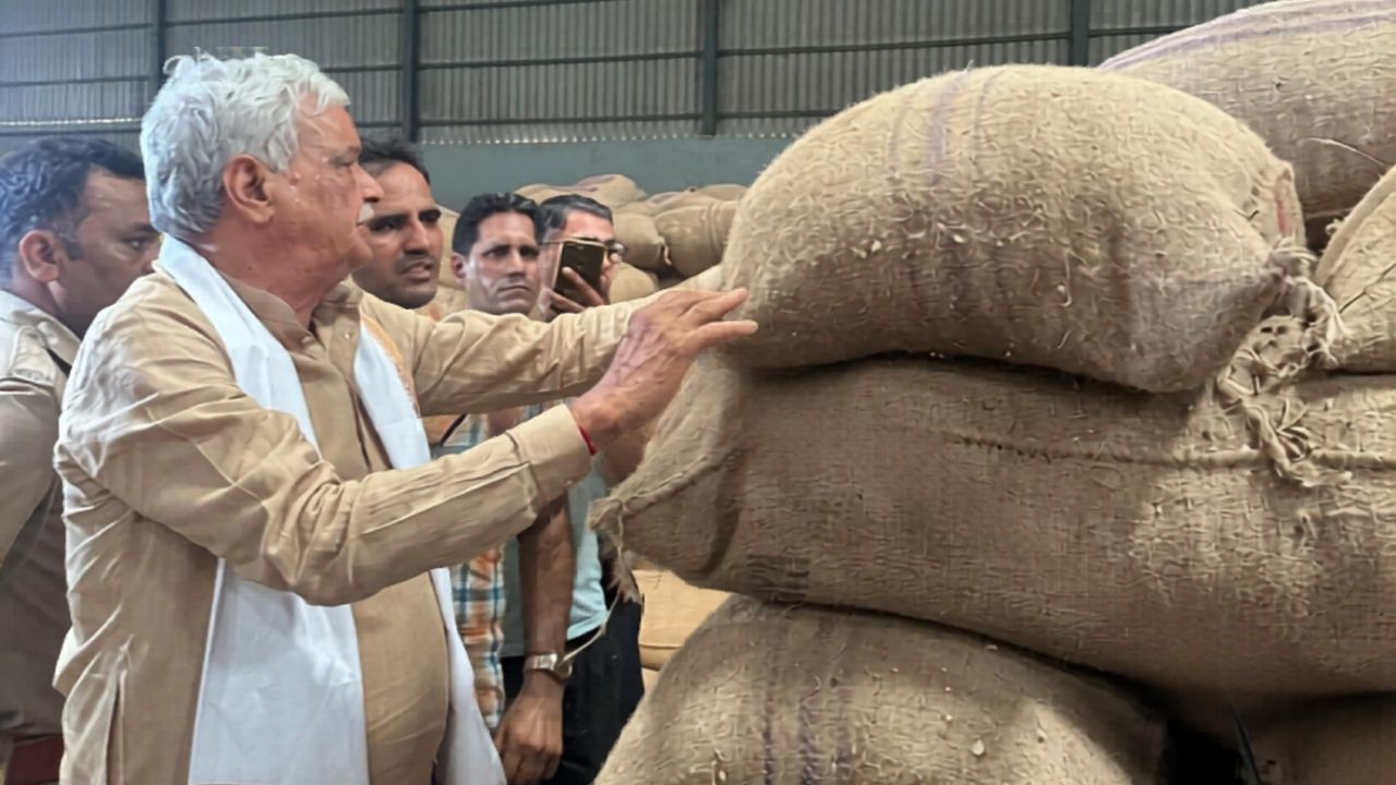 Rajasthan Fake Groundnut Seed Scam Exposed Agriculture Minister Dr Kirodi Lal Meena Raid Chaumun