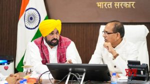 खेती बचाने के लिए केंद्र और पंजाब सरकार का बड़ा प्लान, पानी और मिट्टी पर होगा खास फोकस खेती बचाने के लिए केंद्र और पंजाब सरकार का बड़ा प्लान, पानी और मिट्टी पर होगा खास फोकस