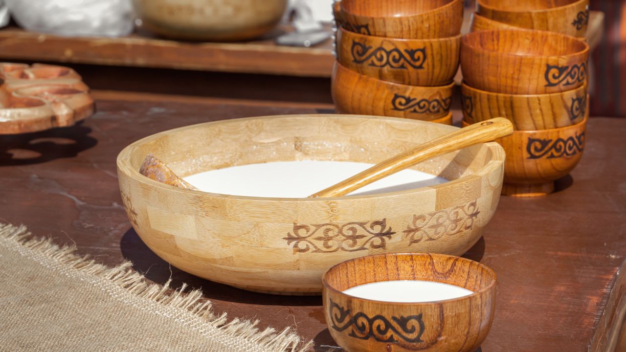 Benefits Of Camel Milk Increases Demand In Rajasthan Boosting Income Me Livestock Farmers
