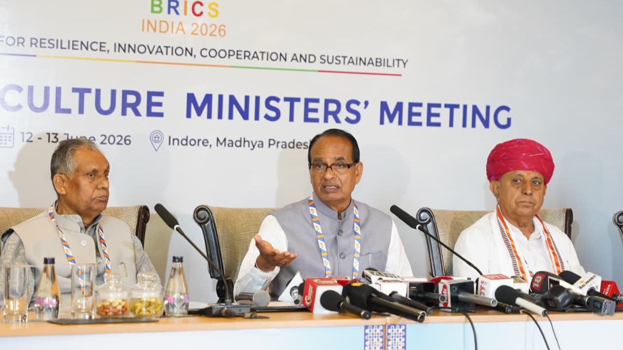 Government Assures No Shortage Of Fertilizers Urea Dap For Kharif Rabi Season Ready To Face El Nino Says Shivraj Singh Chouhan