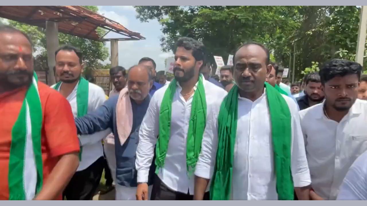 Bengaluru Bidadi Land Acquisition Case In 9 Villages Has Escalated Farmers Refusing To Give 499 Acres Fertile Land To Karnataka Govt Jds Protest