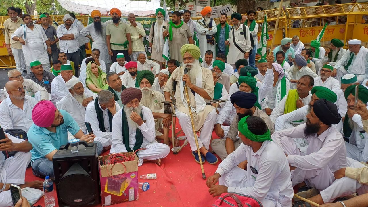 Farmers Protest Against Us Trade Deal In Jantar Mantar Delhi Skm Leader Jagjit Singh Dallewal Warns Center Govt Of Nationwide Agitation