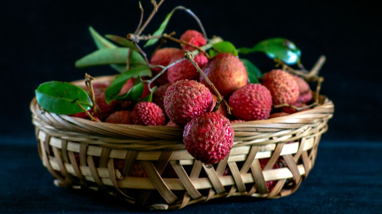 Gi Tagged Assam Tezpur Litchi Wins Hearts In Dubai First Export Shipment Brings Big Benefits To Farmers