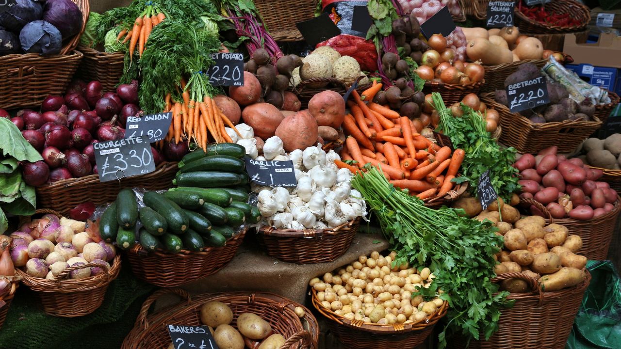 Vegetable Price Hike Potato And Onion Prices Also Increased Rs 5 Per Kg
