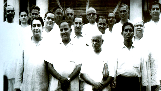दूसरी वजह ये थी कि एक साल पहले यहां से जनसंघ के ब्रह्मजीत सिंह ही जीते थे. उनका अचानक निधन हो गया और उपचुनाव की नौबत आ गई.जनसंघ यह मानकर चल रही थी कि जौनपुर में पार्टी का मजबूत जनाधार है. उप चुनाव में इसका फायदा मिलेगा.