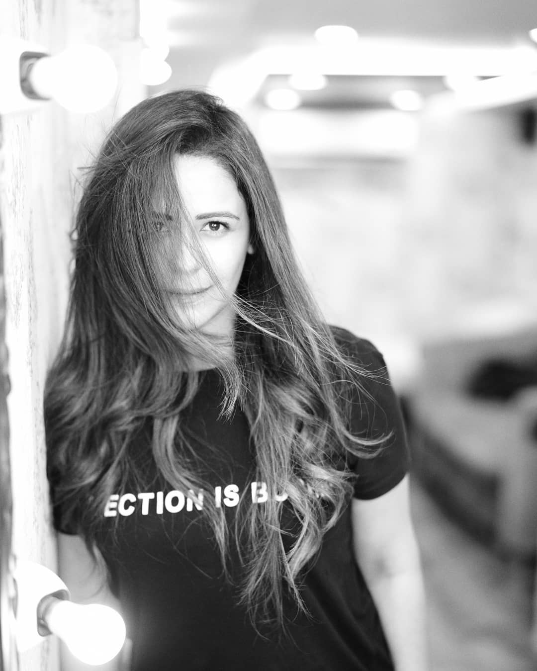 मोना सिंह फिल्मों के अलावा अपनी निजी जिंदगी की वजह से भी चर्चा में रह चुकी हैं।&nbsp;