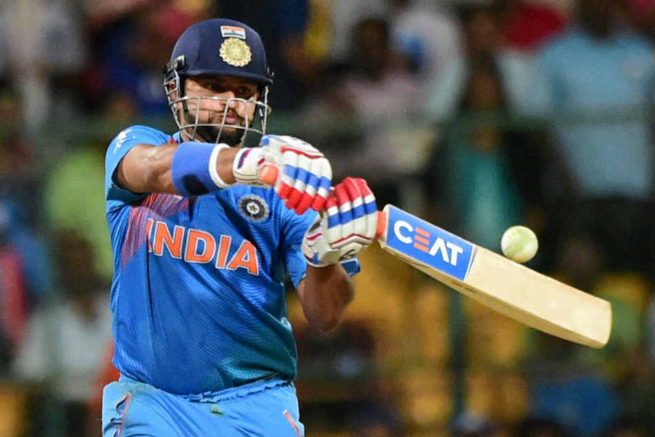 बाएं हाथ के बल्लेबाज रैना ने 2010 में दक्षिण अफ्रीका के खिलाफ 60 गेंदों में 101 रन की तूफानी पारी खेली थी। जिसमें उन्होंने 9 चौकों और 5 छक्के भी लगाए थे। 