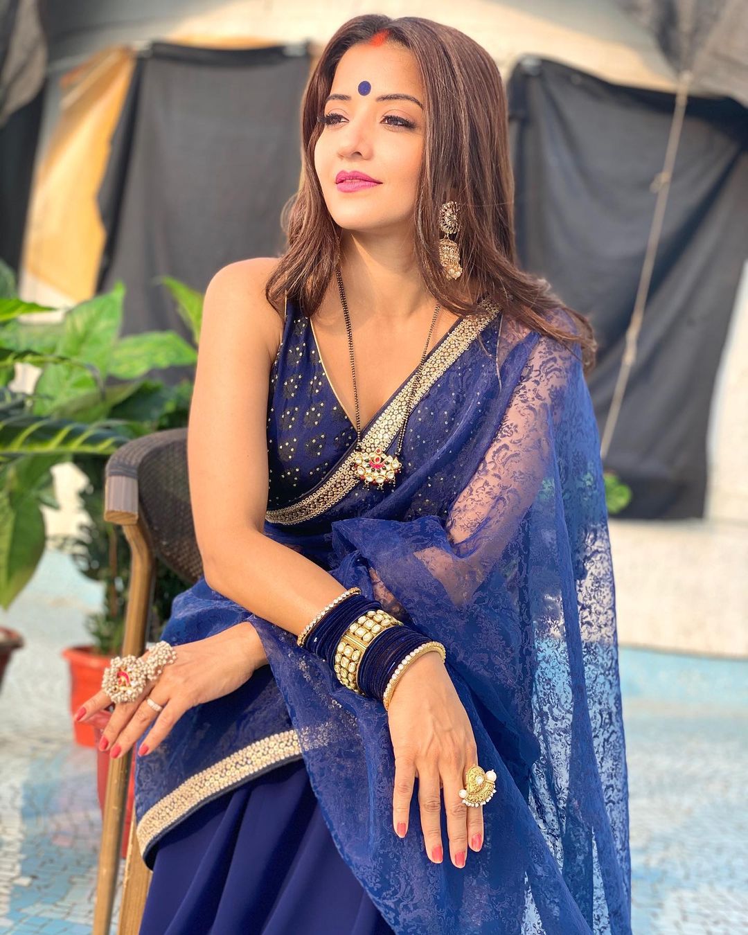 मोनालिसा मनोरंजन इंडस्ट्री में पहचान की मोहताज नहीं हैं। 