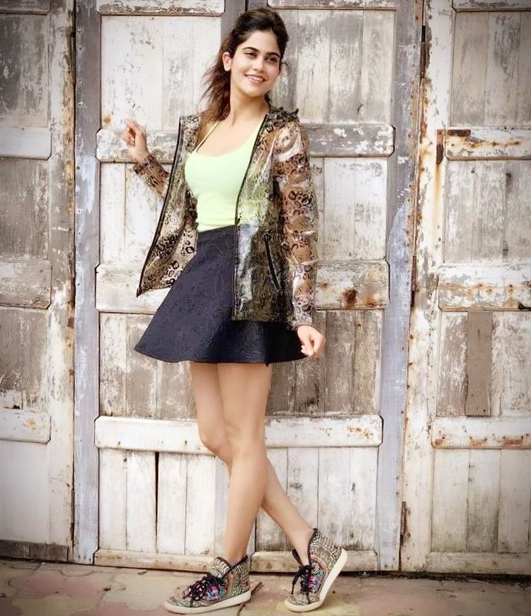 अदिति ने साल 2021 की प्लानिंग के बारे में कहा कि, 'मेरे पास एक स्पोर्ट्स फिल्म है। इसके अलावा मेरे वेब शो के नए सीजन भी आने वाले हैं।'