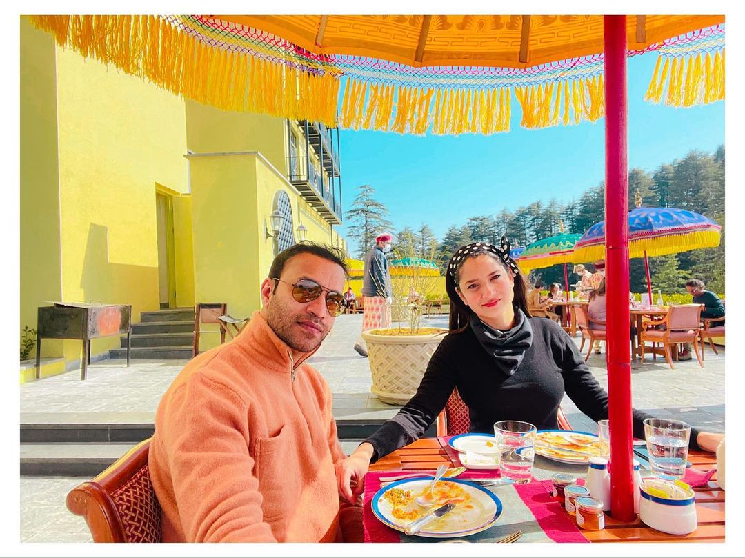 बता दें, विक्की जैन और अंकिता लोखंडे पिछले दिनों शिमला की हसीन वादियों में वैलेंटाइंस डे (Valentine's Day) मनाते दिखाई दिए थे। (फोटो साभार- @Ankita Lokhande)