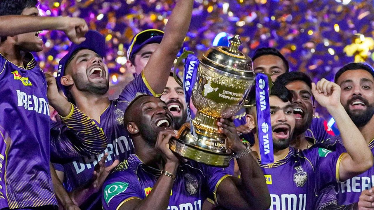 KKR की जीत का जश्न देखने लायक था। हर तरफ खुशी का माहौल दिखाई दे रहा था। 