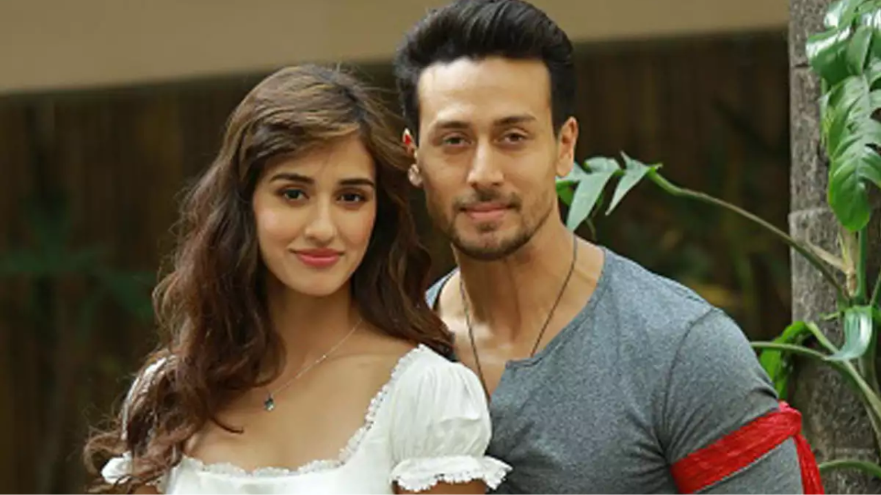 दिशा पाटनी और एक्टर टाइगर श्रॉफ ने कई सालों तक एक- दूसरे को डेट लिया। हालांकि, कुछ साल पहले दोनों का ब्रेकअप हो गया। मीडिया रिपोर्ट्स के मुताबिक दिशा शादी करना चाहती थीं, लेकिन टाइगर शादी के लिए तैयार नहीं थे।  