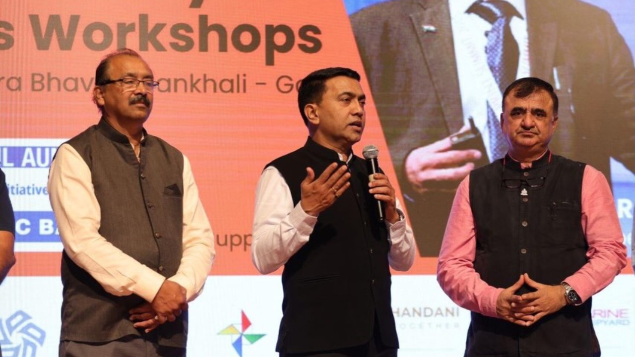 मोबाइल में एक गलती और खाली हो सकता है बैंक अकाउंट! जानिए Cyber Security क्यों है आज सबसे ज़रूरी