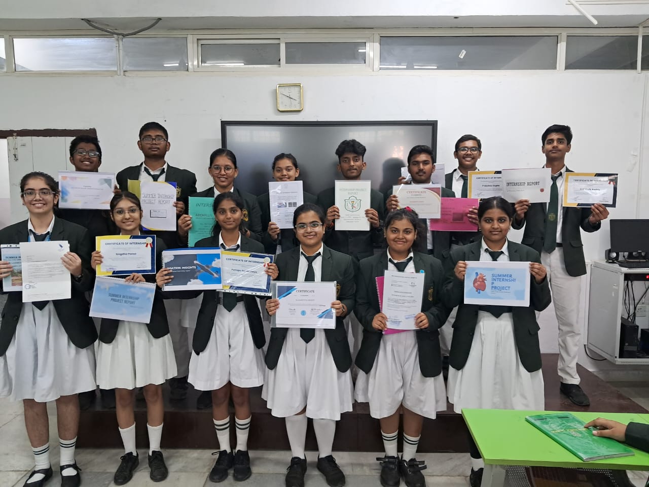 నాదర్ గుల్ డీపీఎస్ లో ఇంటర్న్ షిప్ నాదర్ గుల్ డీపీఎస్ లో ఇంటర్న్ షిప్