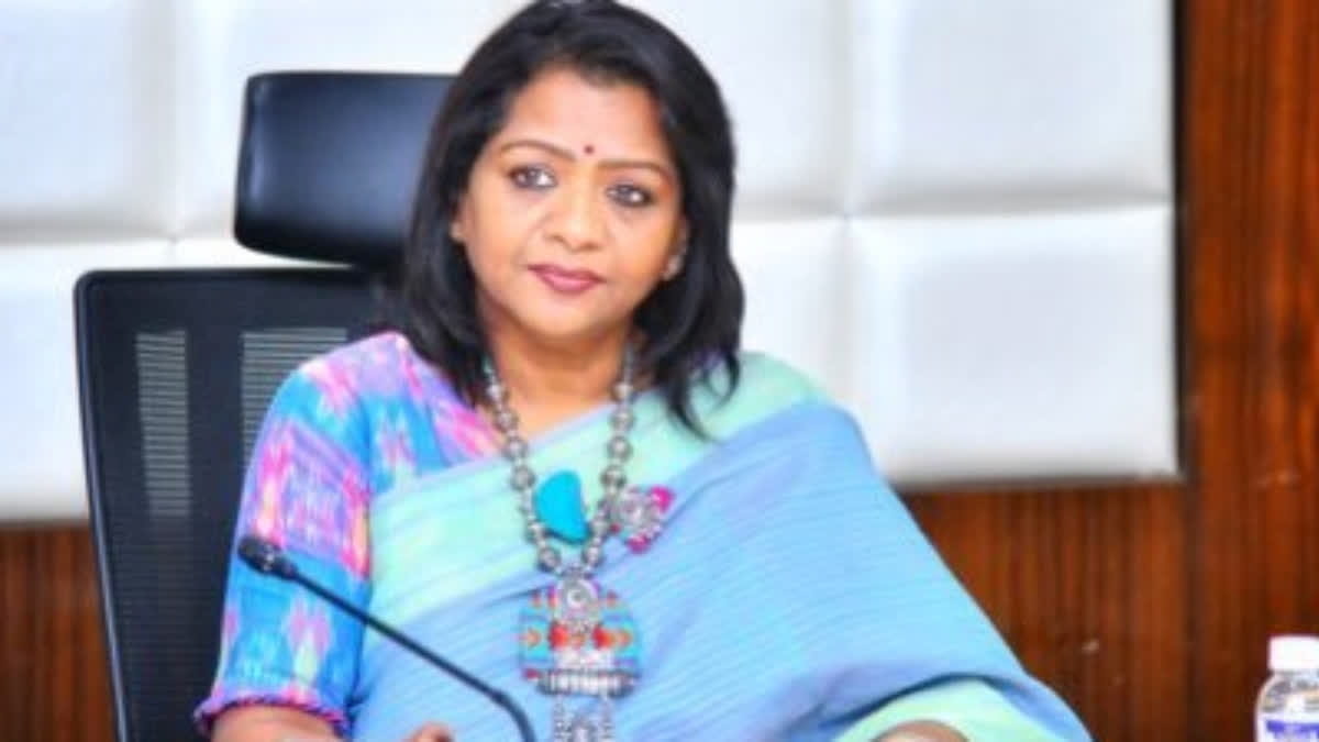 హైదరాబాద్ మేయర్ కు వేధింపులు