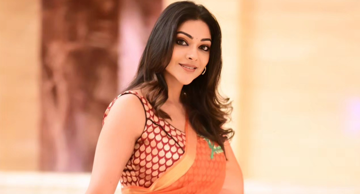 మతిపొగొడుతున్న అభిరామి..!