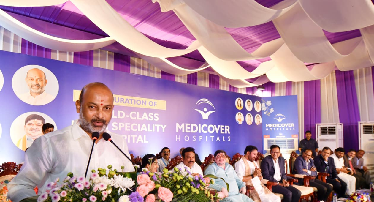 నాకు ప్రాణం పోసింది ఆ డాక్టరే –  కేంద్ర మంత్రి బండి సంజయ్