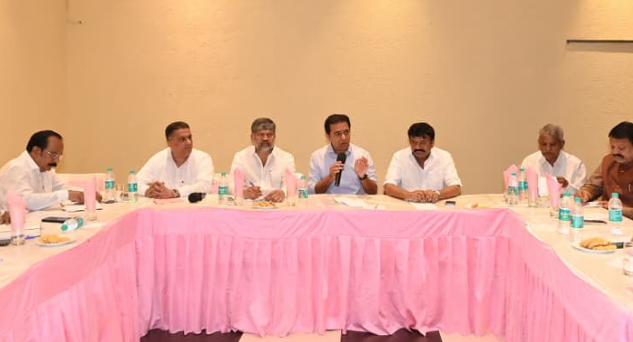 జూబ్లీహిల్స్ ఉప ఎన్నికపై బీఆర్ఎస్ సన్నాహక సమావేశం