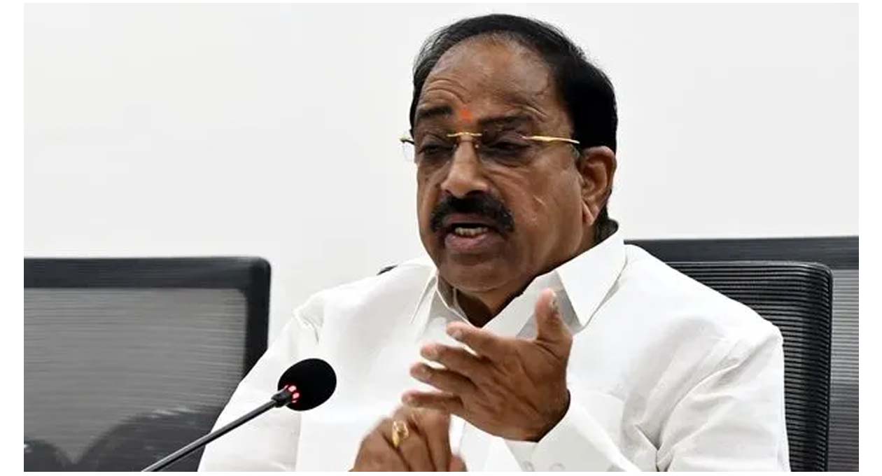 ఆయిల్ ఫామ్ సాగులో తెలంగాణకు అగ్రస్థానం – మంత్రి తుమ్మల ఆయిల్ ఫామ్ సాగులో తెలంగాణకు అగ్రస్థానం – మంత్రి తుమ్మల