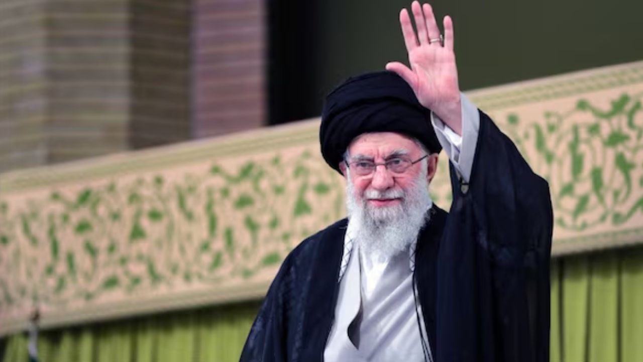 Ayatollah Khomeini: అమెరికాపై ఇరాన్ మంట..! బంకర్ లో దాక్కున్న సుప్రీం లీడర్.!