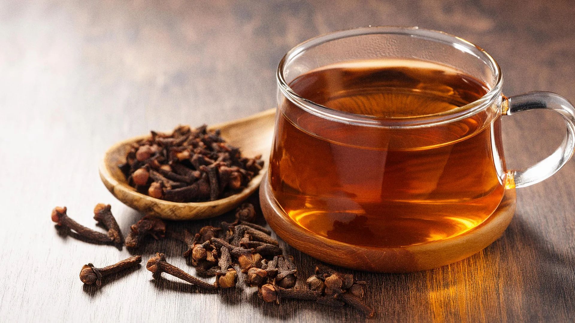 Clove Water: ఉదయాన్నే లవంగం నీటిని తాగితే.. బెలెడు లాభాలు..!