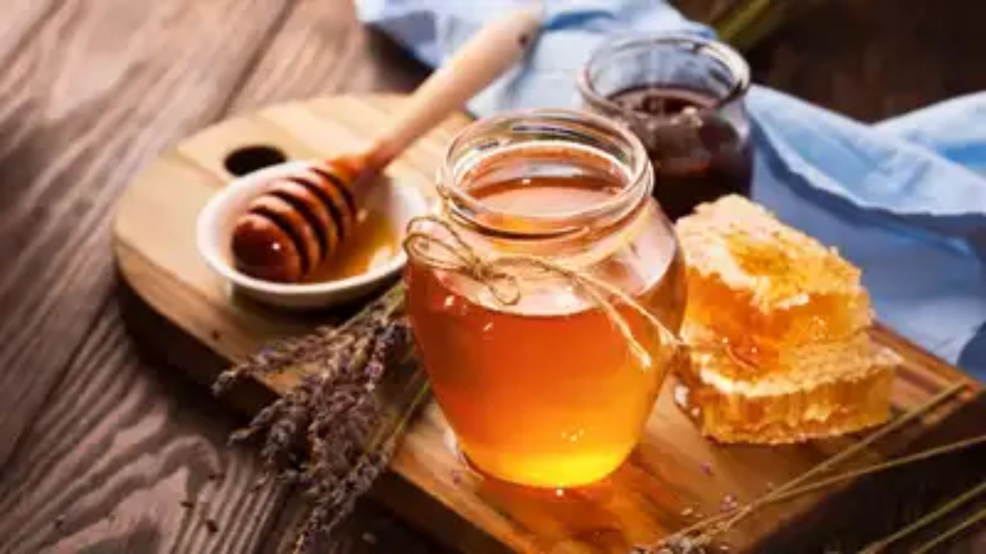Honey:  స్వచ్ఛమైన తేనెను ఇలా గుర్తించండి..!!