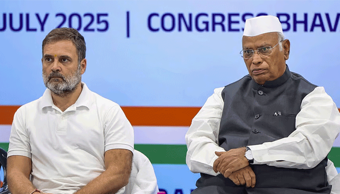 Jammu Kashmir: జ‌మ్మూక‌శ్మీర్‌కు రాష్ట్ర హోదా ఇవ్వండి: ప్ర‌ధానికి లేఖ రాసిన ఖ‌ర్గే, రాహుల్‌