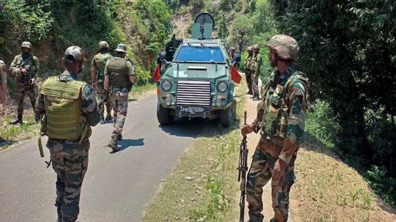 Jammu and Kashmir: జమ్ముకశ్మీర్‌ శ్రీనగర్‌లో ఎన్‌కౌంటర్‌.. ముగ్గురు ఉద్రవాదులు మృతి