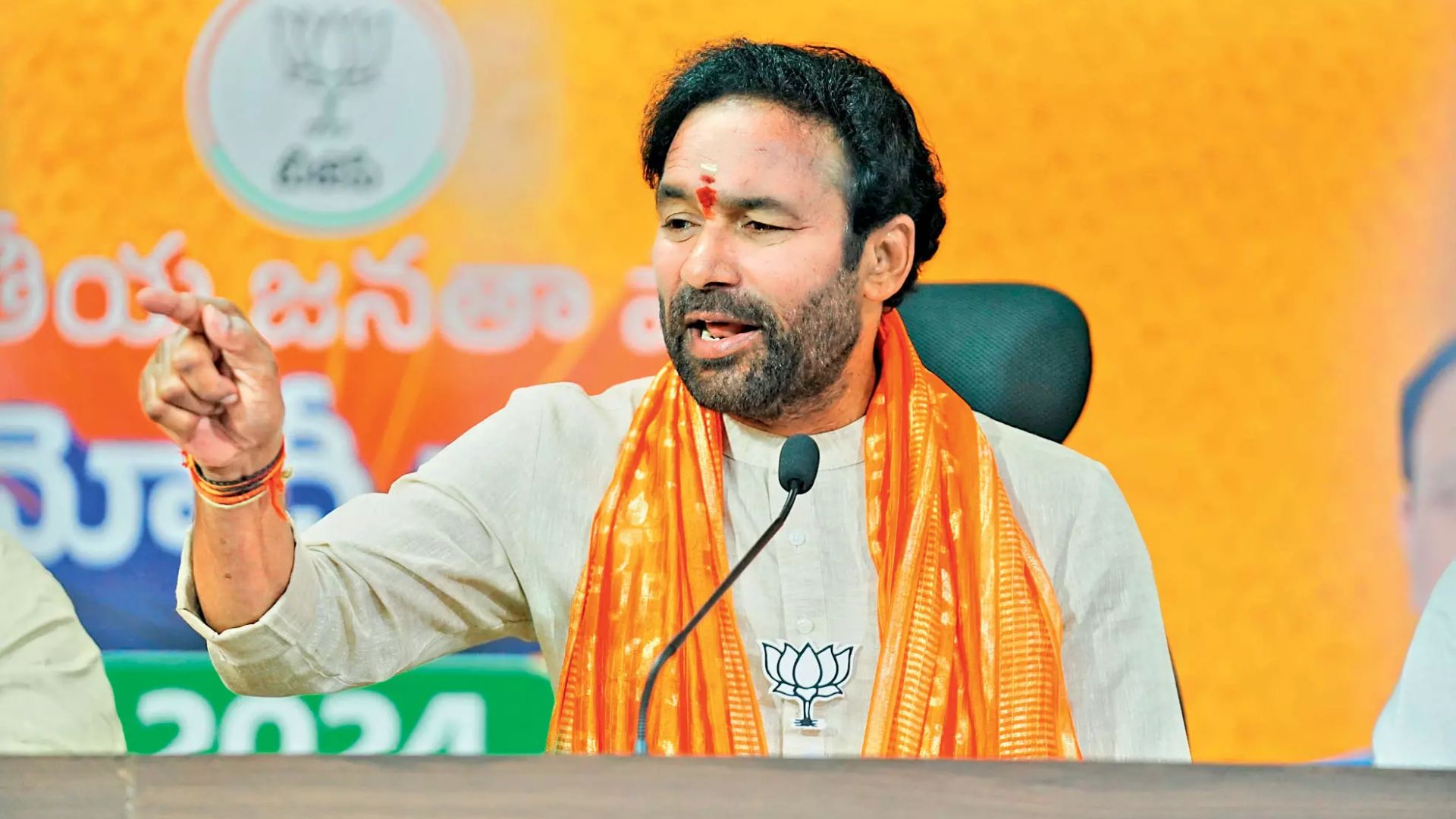 Kishan Reddy: బీసీ రిజర్వేషన్‌ పేరుతో.. ముస్లింలకు రిజర్వేషన్‌ కల్పిస్తున్నారు..!