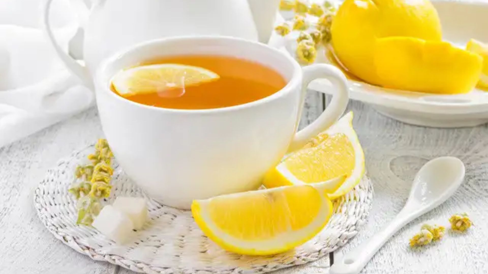 Lemon Tea: వీళ్లు మాత్రం లెమన్ టీ అస్సలు తాగకూడదు..! ఎందుకో తెలుసా?