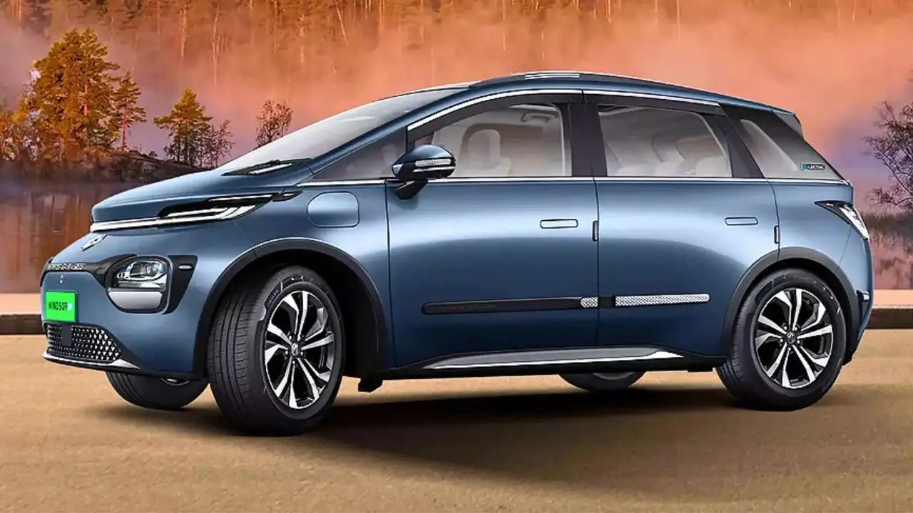 MG Windsor EV Price Hike: ఎంజీ టాప్ సెల్లింగ్ ఎలక్ట్రిక్ కారు.. ధర భారీగా పెరిగింది.. ఇప్పుడు ఎంతంటే..?