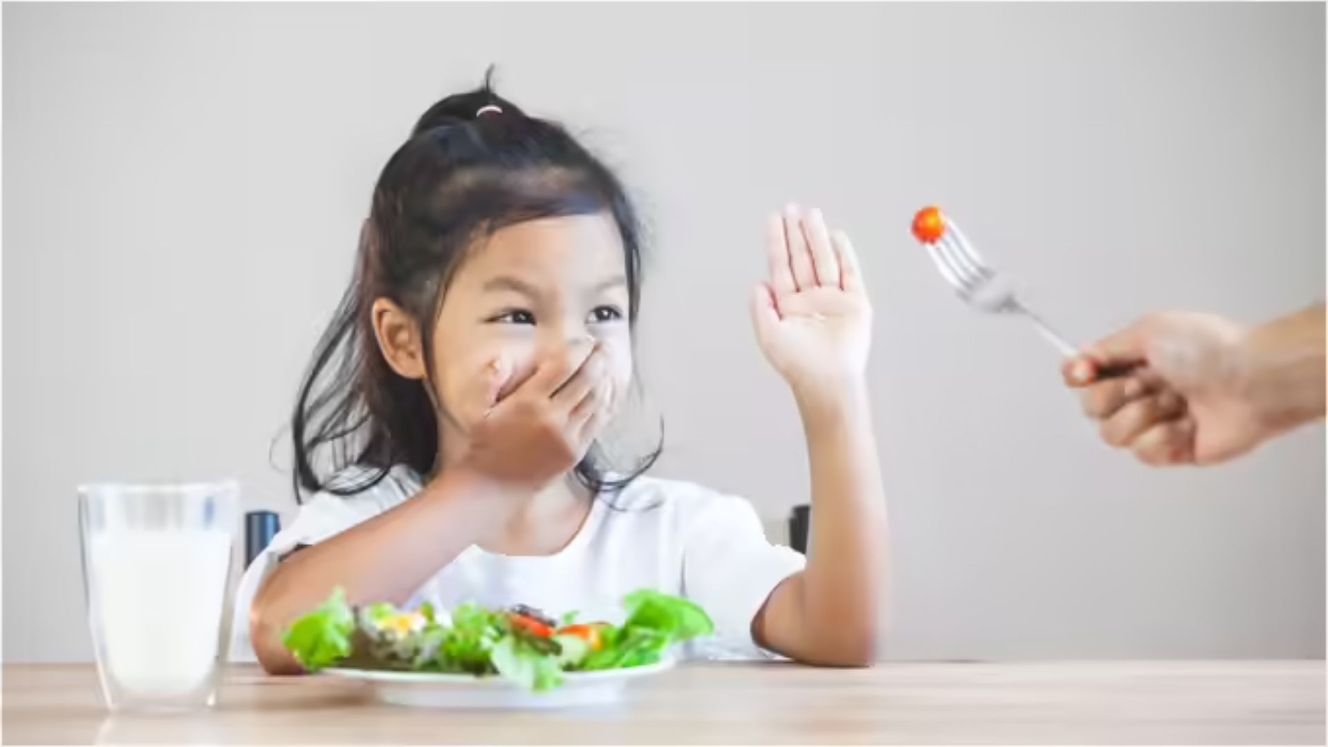 Monsoon Kids Health: వర్షాకాలంలో పిల్లలకు ఈ ఫుడ్స్ పెడితే.. చాలా ప్రమాదం