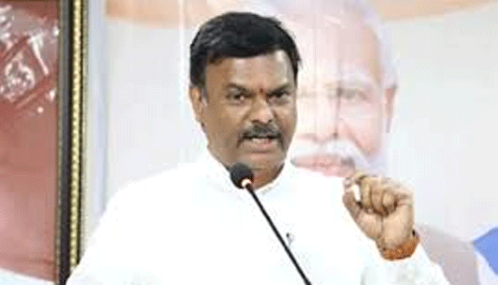 PVN Madhav: కుంభకోణాల బాధ్యులను కఠినంగా శిక్షించాలి: బీజేపీ ఏపీ అధ్యక్షుడు పీవీఎన్‌ మాధవ్‌