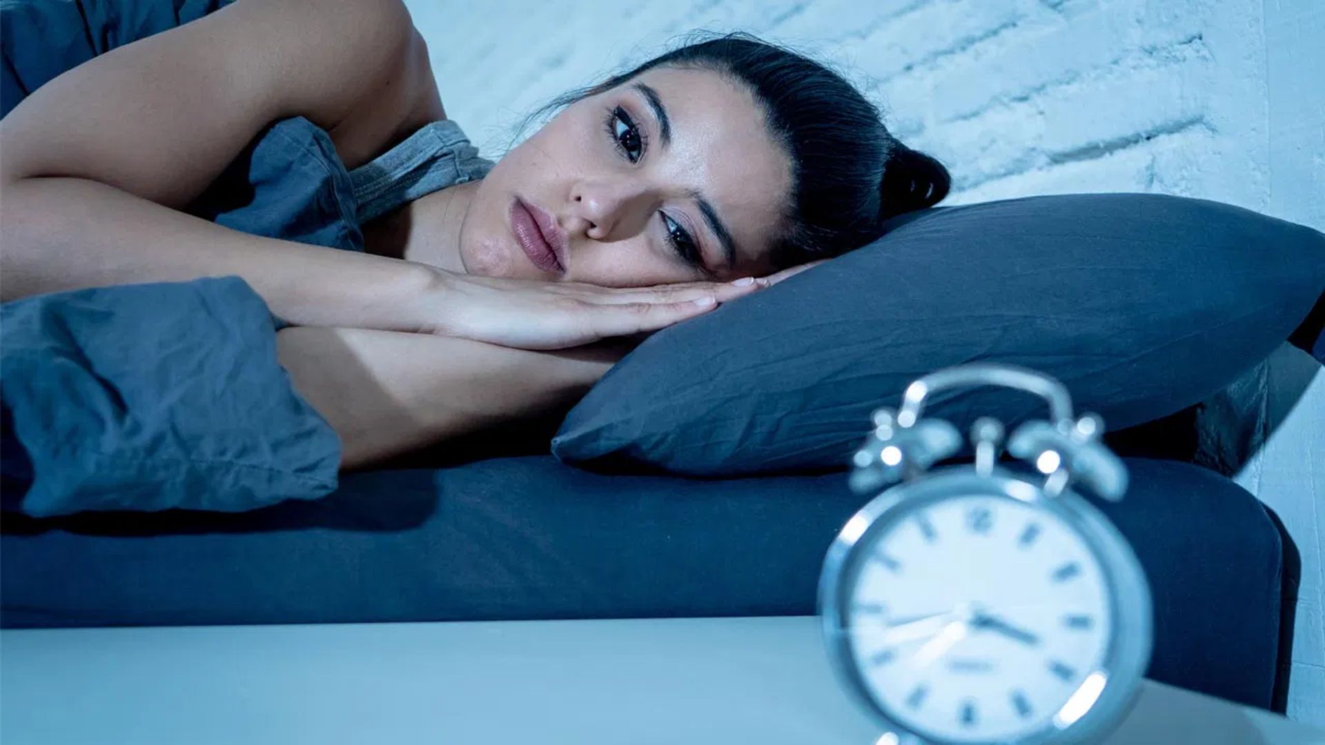 Sleeping Problems: నిద్రలేమి సమస్యతో ఇబ్బంది పడుతున్నారా?