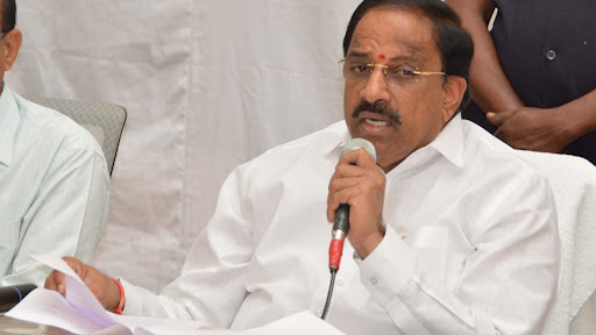 Thummala Nageswara Rao: బీజేపీ నేతలపై మంత్రి తుమ్మల ఫైర్