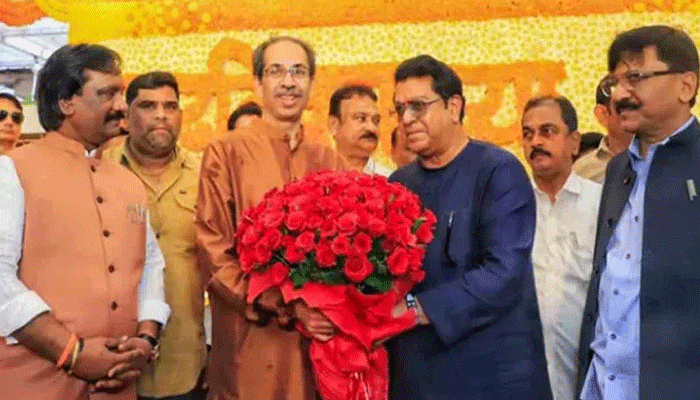 Uddhav Thackeray: 13 ఏళ్ల తర్వాత ఒకే వేదికపై ఉద్ధవ్, రాజ్ సోదరులు