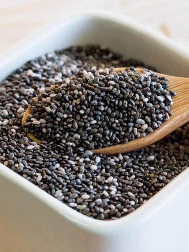 Chia Seeds: చియా గింజలు తినేటప్పుడు ఈ తప్పులు చేస్తున్నారా..? చాలా డేంజర్