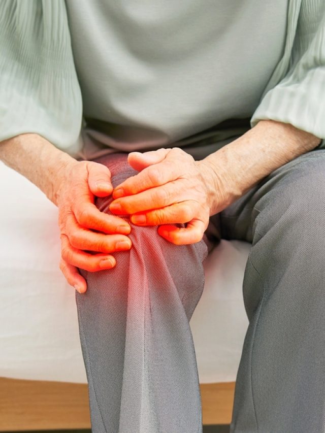 Reduce Knee Pains: కీళ్ల నొప్పులను తగ్గించేందుకు అద్భుతమైన 5 నట్స్.!