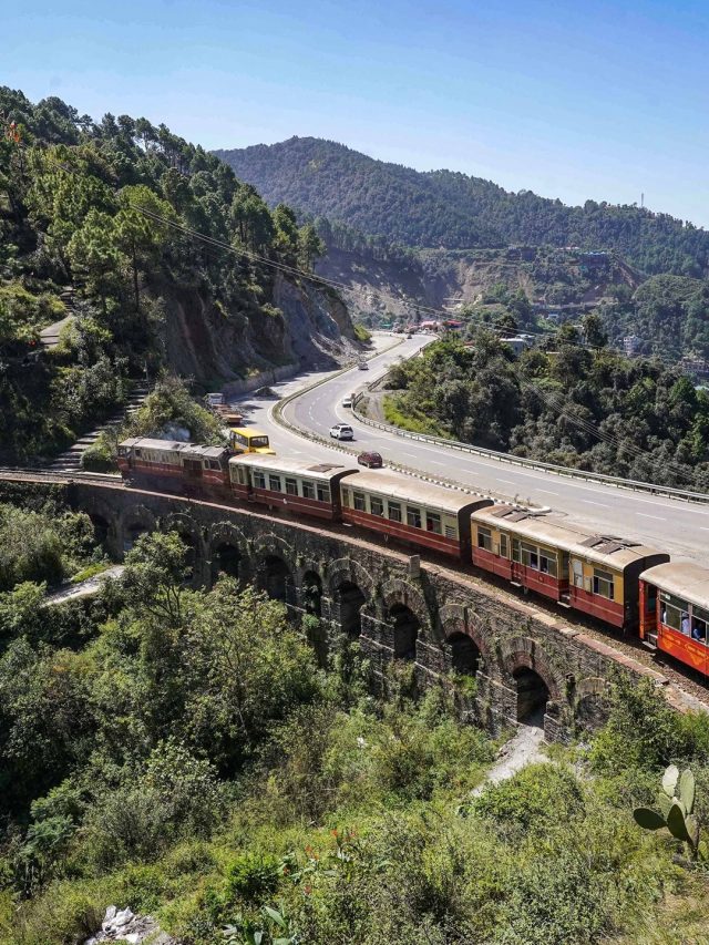 Longest Travelling Trains In India: దేశంలో టాప్- 10 రైళ్లు ఇవే!