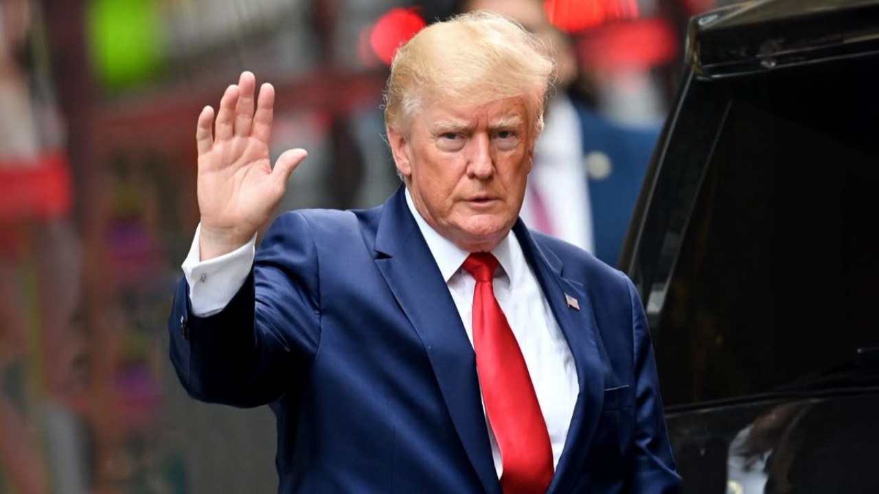 Donald Trump: భారత్ టెకీలకు ఉద్యోగాలు ఇవ్వొద్దు